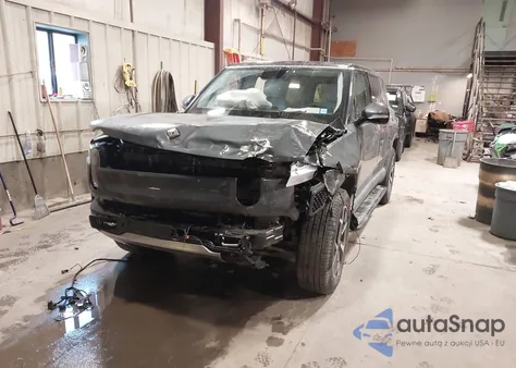 2024 Rivian R1S Adventure Dual Motor Max Pack/Adventure Dual Motor Perf Max Pack z USA, uszkodzony, nr VIN 7PDSGCBA3RN030064